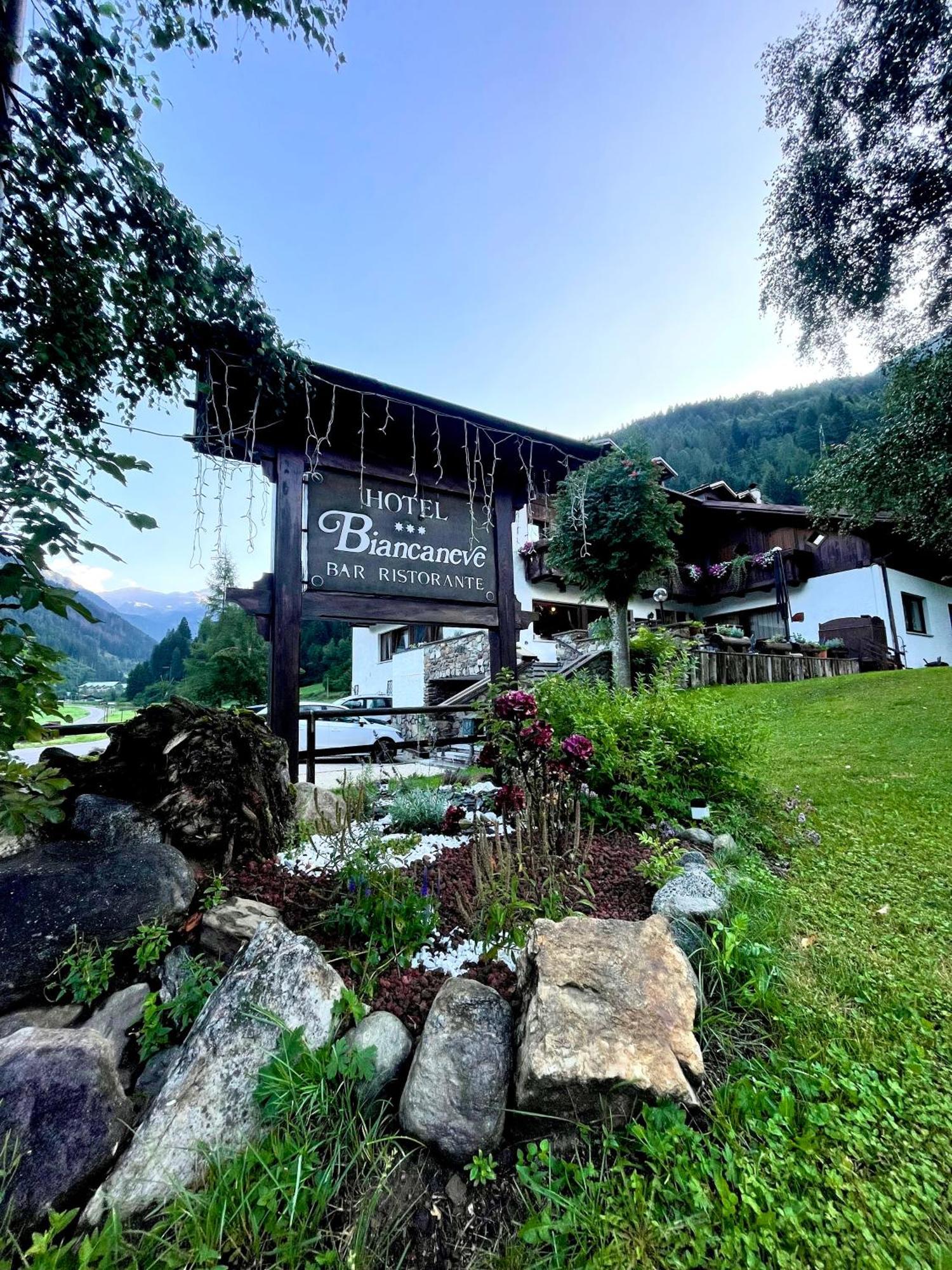 Hotel Biancaneve Cogolo Esterno foto